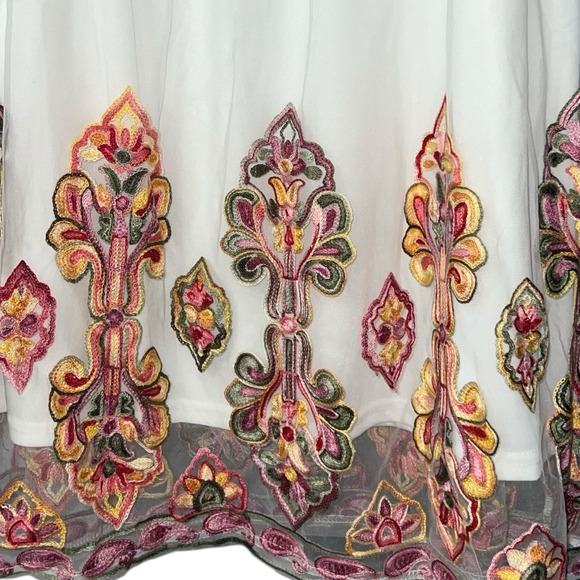 Women's Boho Embroidered Magic Skirt XL White Mesh Lined Festival Gypsy Cottage - Picture 8 of 8